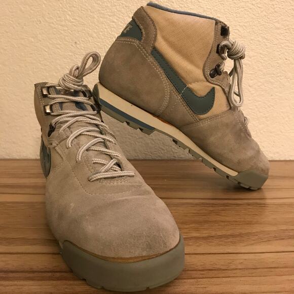 Nike Shoes - Nike Vintage ACG Mid Top Suede Gray Boots Women's Size 8 Made In Korea